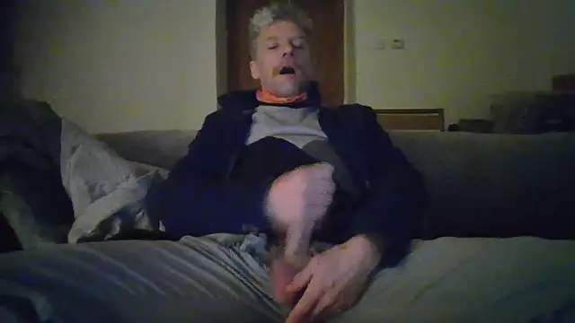 chiichii23 online show from November 5, 6:54 pm