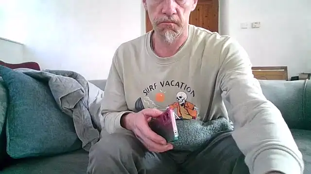 chiichii23 online show from November 9, 1:48 pm