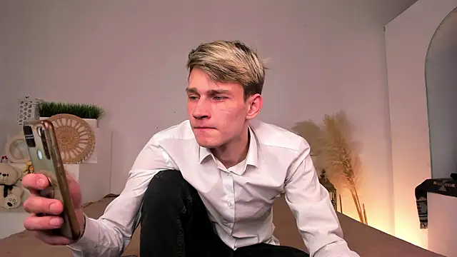 Volan Starts online show from February 2, 12:35 pm