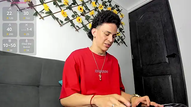 Maxxx bigcockx online show from June 4, 2:17 am