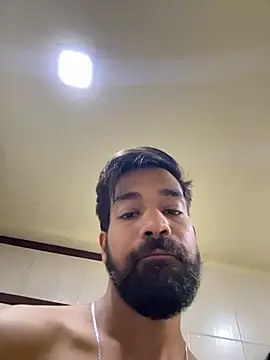 priyansh92924 online show from April 16, 3:50 am