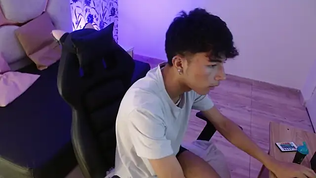 osamu tay online show from February 7, 1:51 pm