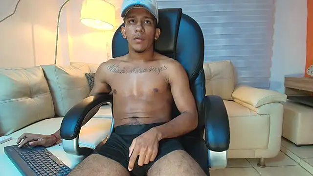 ricky spensar23cm  online show from April 7, 4:56 am