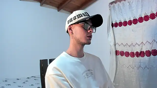 Vlad  night online show from April 4, 3:58 am