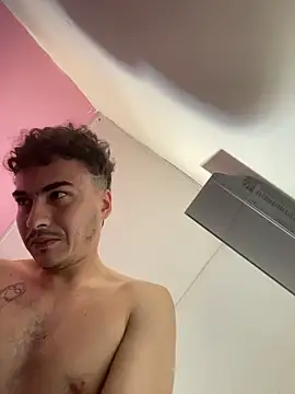 vanilla Kush online show from April 2, 8:06 pm