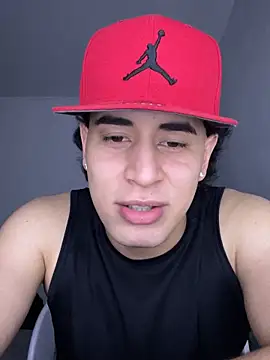 Maximuz1920 online show from May 29, 2:43 am