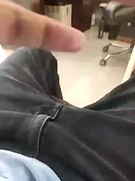 jesse pinkman99 online show from February 20, 8:05 am