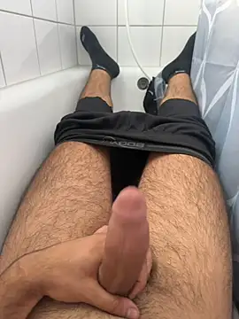 BIGDICK111000 online show from August 6, 1:39 pm