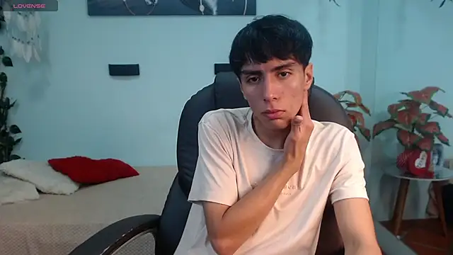 JeanKarls online show from February 2, 12:46 pm