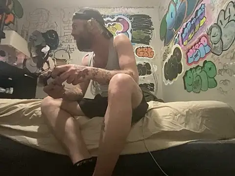 gothboiplzty online show from May 22, 5:45 am
