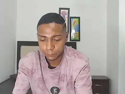 hotboyluxe online show from February 15, 11:29 am