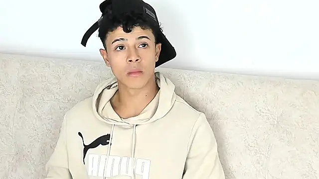  Alex Colton online show from February 7, 10:26 pm