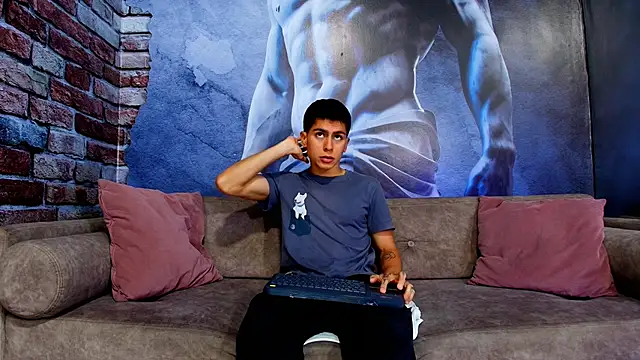 Aron pulse online show from February 23, 1:24 pm