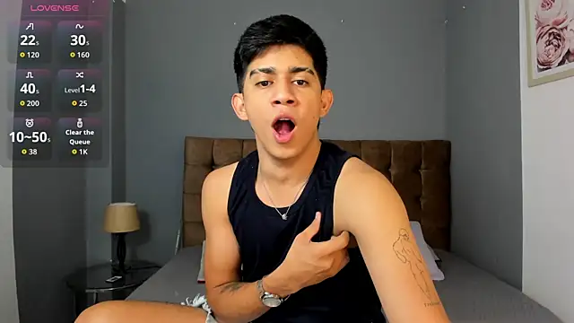 Thiago Olsen online show from February 6, 9:12 pm