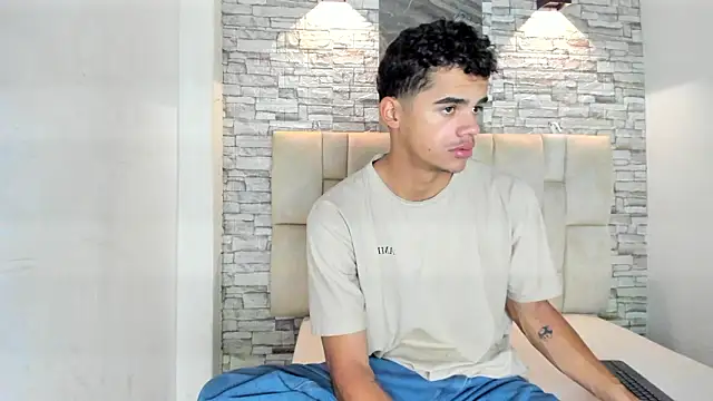 samuel wyatt online show from March 4, 12:45 pm