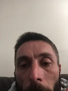 pezzerb7 online show from June 10, 5:57 pm