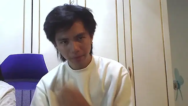 Guy nextdoor69 online show from April 7, 9:31 am