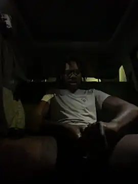 makemestayhard online show from February 27, 12:39 pm