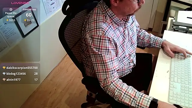 Scotsmanx online show from March 26, 3:49 pm