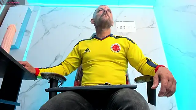 HardenedDad online show from March 4, 7:43 pm