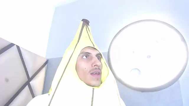 Noha-Smith online show from February 13, 4:30 am