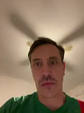 malcolm2334 online show from July 13, 9:49 pm