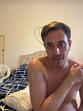 malcolm2334 online show from July 6, 6:43 pm