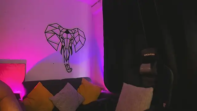 juan posada online show from February 2, 9:01 pm