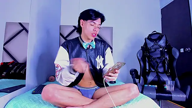 Bennet-Gray online show from February 17, 5:17 am