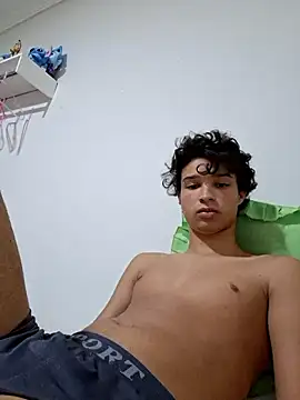 Junior8964 online show from February 1, 9:57 pm