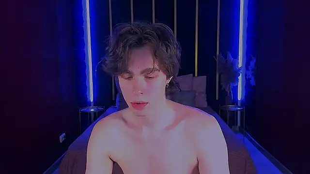 Snapshot of Keith_Erickson chatting on February 10, 3:50 pm Keith Erickson online show from February 10, 3:50 pm