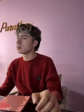 AlexanderCollman2 online show from April 13, 3:07 am