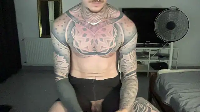 fftattooed online show from July 28, 9:25 pm