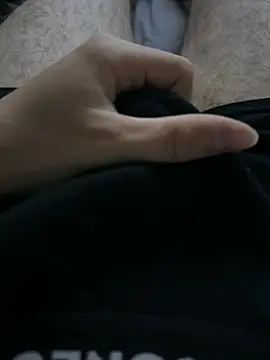 kev1n04 online show from June 8, 9:38 pm