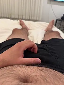 hairypokeballs online show from March 9, 4:17 am