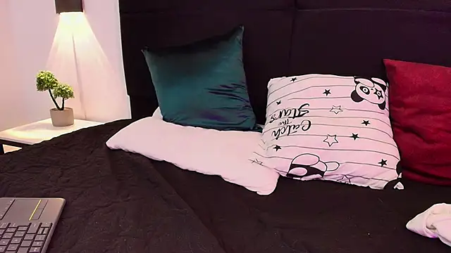 JacoVelvet online show from February 5, 3:41 pm