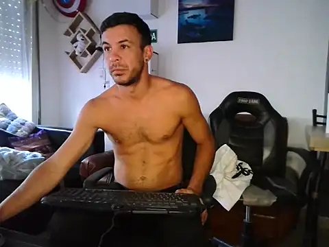 Bluntt55 online show from February 16, 11:30 am