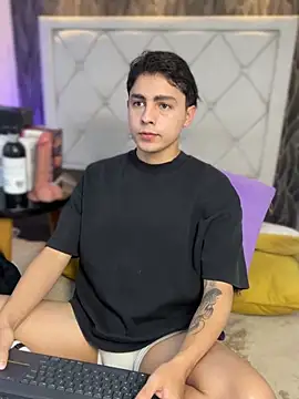 Samu Hott online show from February 18, 8:39 pm