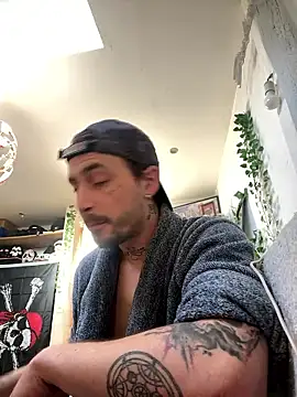 Piratee666 online show from March 9, 7:57 am