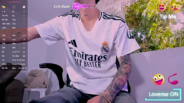 Dereck Boy  online show from July 28, 8:12 pm