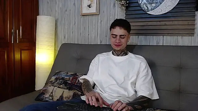 acxel prescot online show from February 6, 7:44 pm