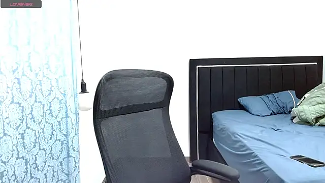 Pedestal diamant online show from March 14, 12:39 am