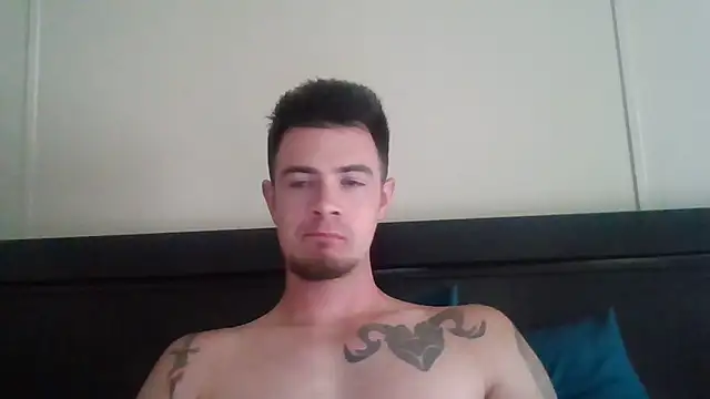 midnightsinz online show from June 21, 11:32 pm