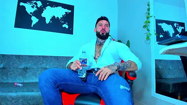 Alessrose online show from March 2, 8:38 pm