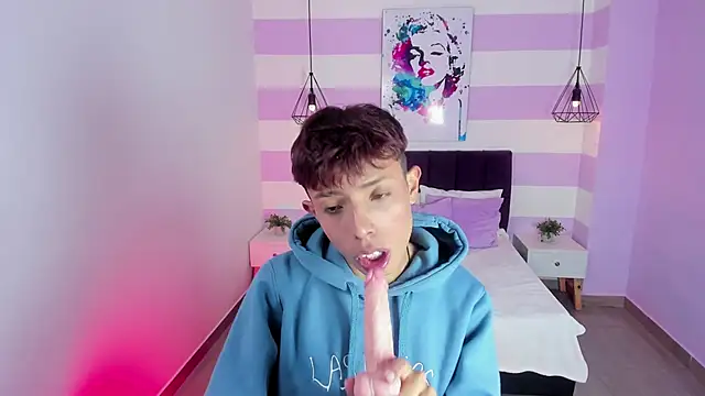  camilo ortiz online show from March 9, 7:41 pm