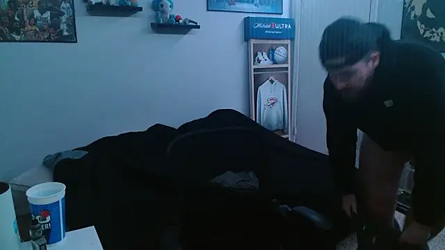 theone07221 online show from February 9, 5:56 am