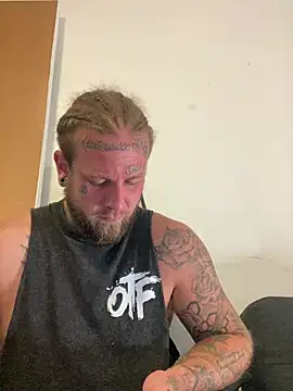 Smokebluntafterblunt online show from July 28, 2:46 pm