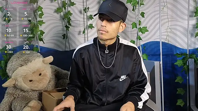 ItsZairen online show from June 3, 4:03 am