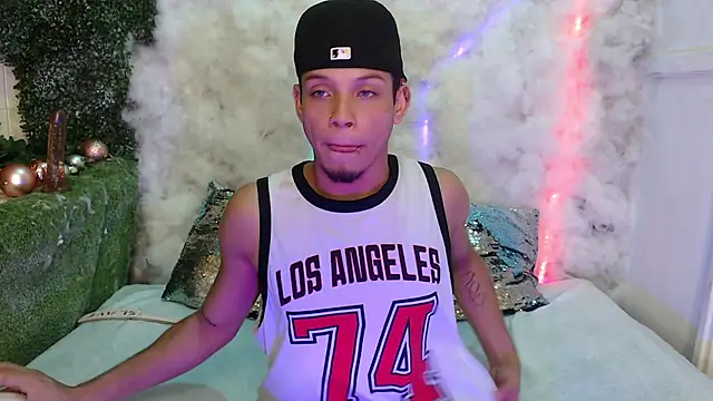 Gael zambrano online show from February 20, 5:48 pm