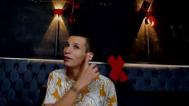 Isaak 26 online show from February 10, 6:34 pm